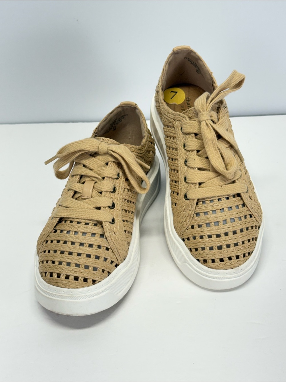 CHARLES DAVID Tan Woven rattan Lace-Up platform Sneakers size 7